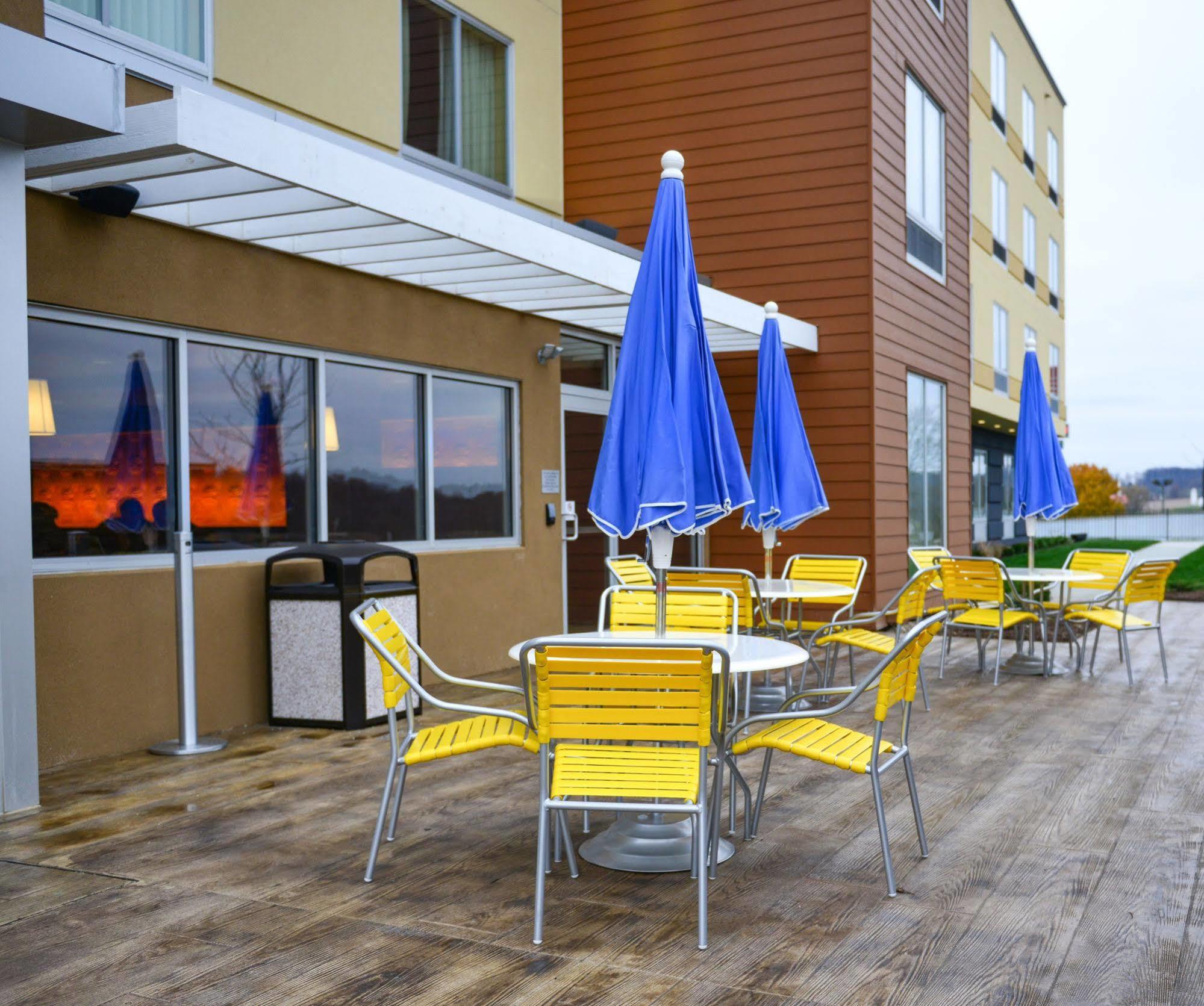 Fairfield Inn And Suites Canton South Exterior photo